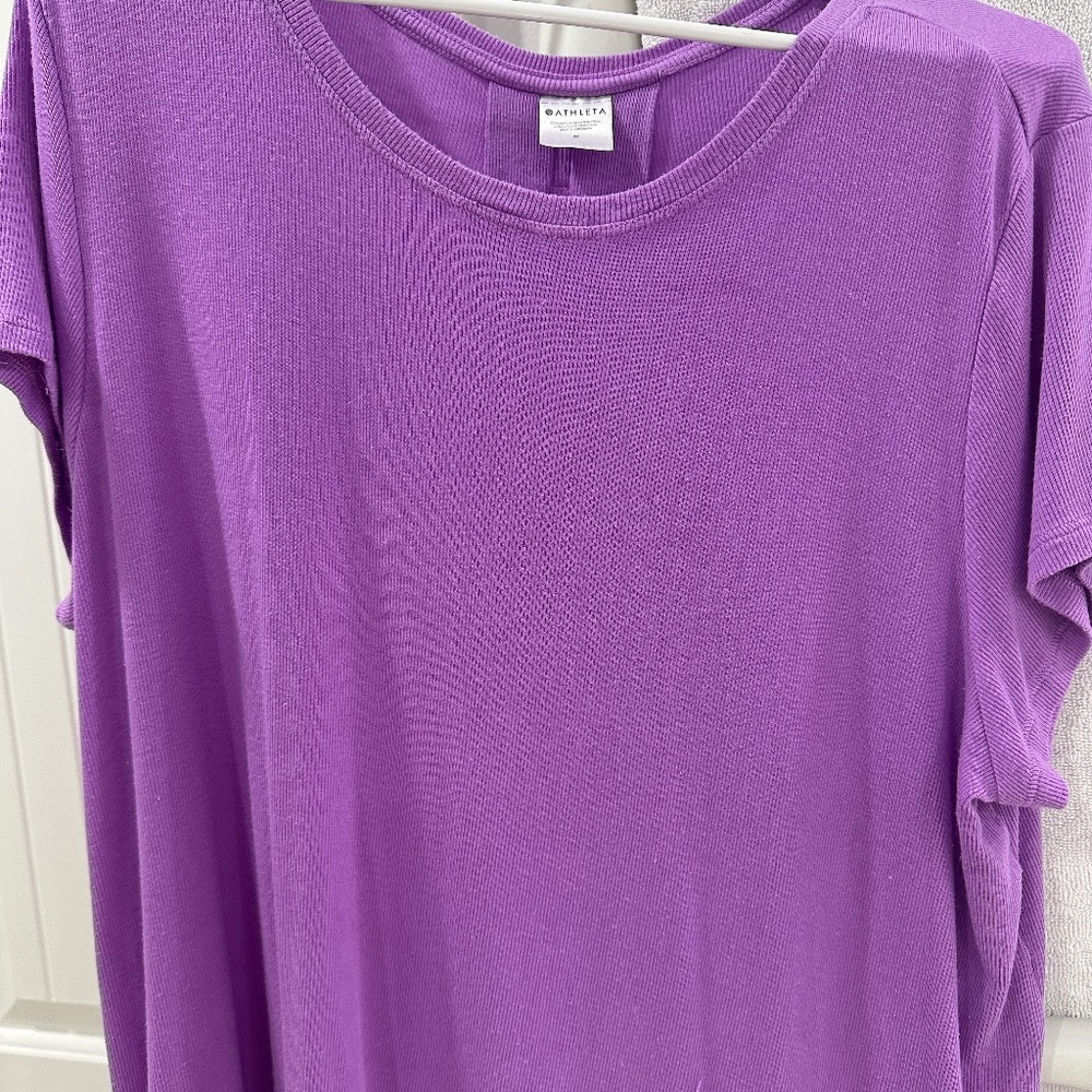 ATHLETA LAVENDER TOP